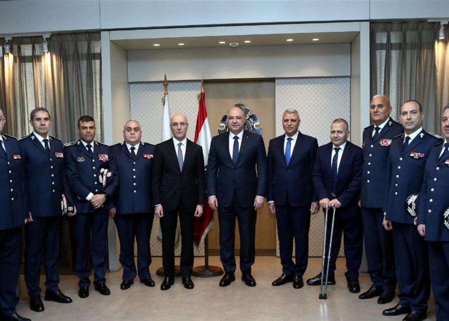 الرئيس عون لقوى الأمن الداخلي والعام: نفذوا القوانين ولا تتأثروا بأحد