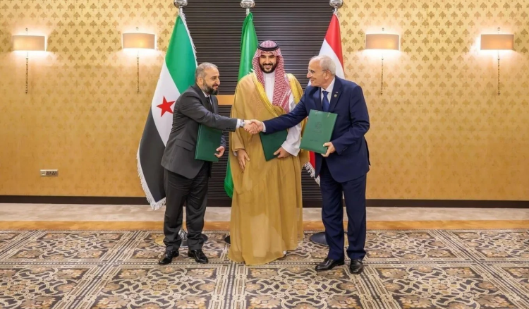 هذا ما أعلنه وزير الدفاع عن اجتماعه مع نظيره السوري في السعودية