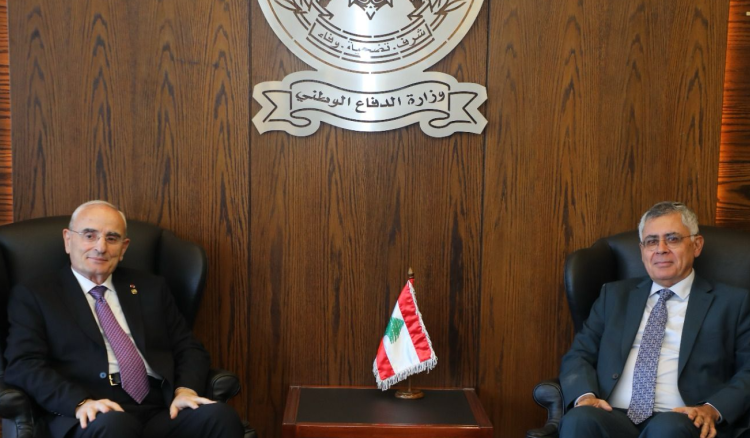 وزير الدفاع: الجيش يحتاج إلى دعم إضافي