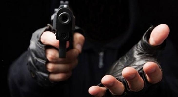 سطو مسلّح على 3 صيدليات بصورة متزامنة!