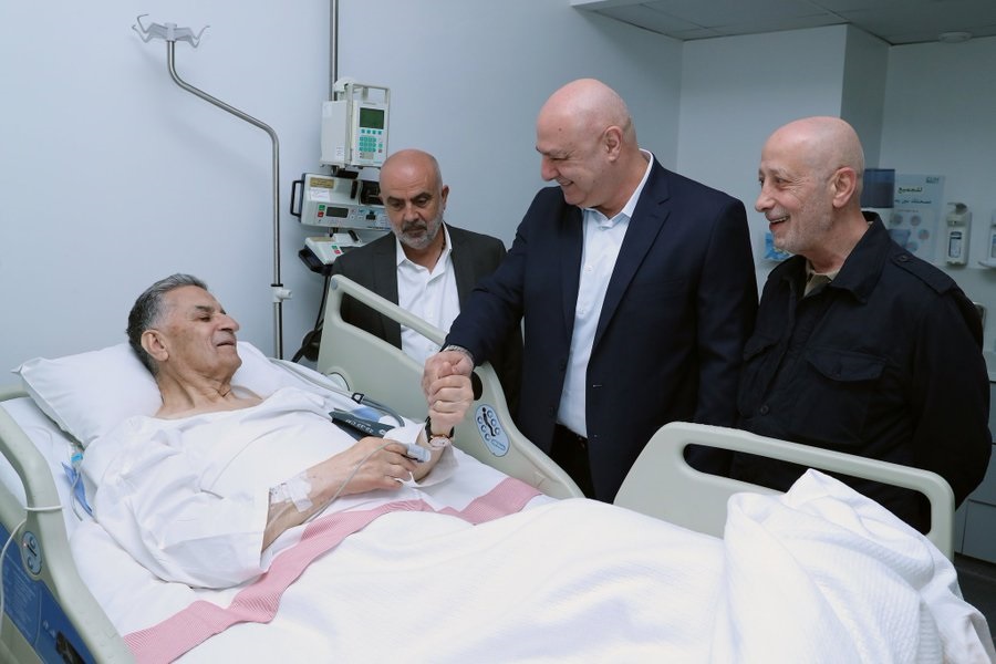 عون يزور الراعي مطمئناً إلى صحته بعد الجراحة