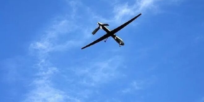 مسيرة معادية تحلق على علو منخفض فوق منطقة راشيا والسفح الغربي لجبل الشيخ