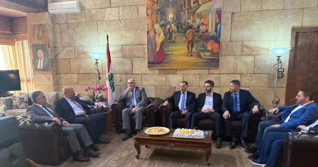 وزير الصحة يجول في طرابلس