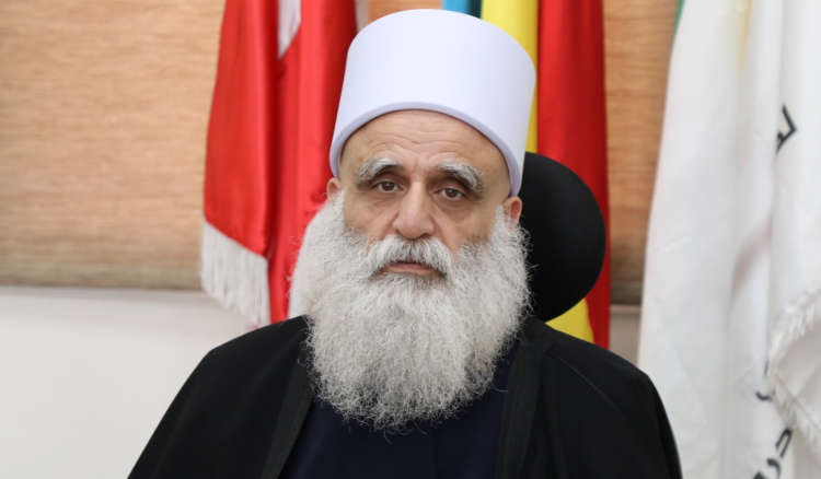 شيخ العقل يتصل برئيس الحكومة شاكراً اهتمام الامن العام بدخول العائلات السورية: لتهدئة الخواطر ونبذ السجالات المذهبية
