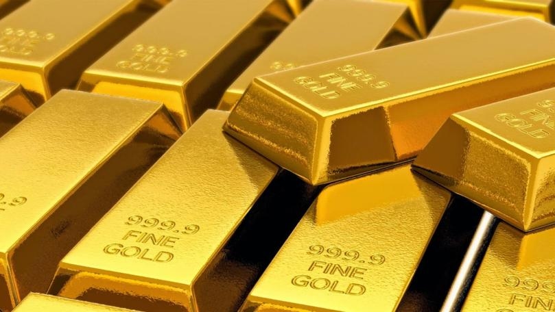 الذهب عند أدنى مستوى في أكثر من شهر