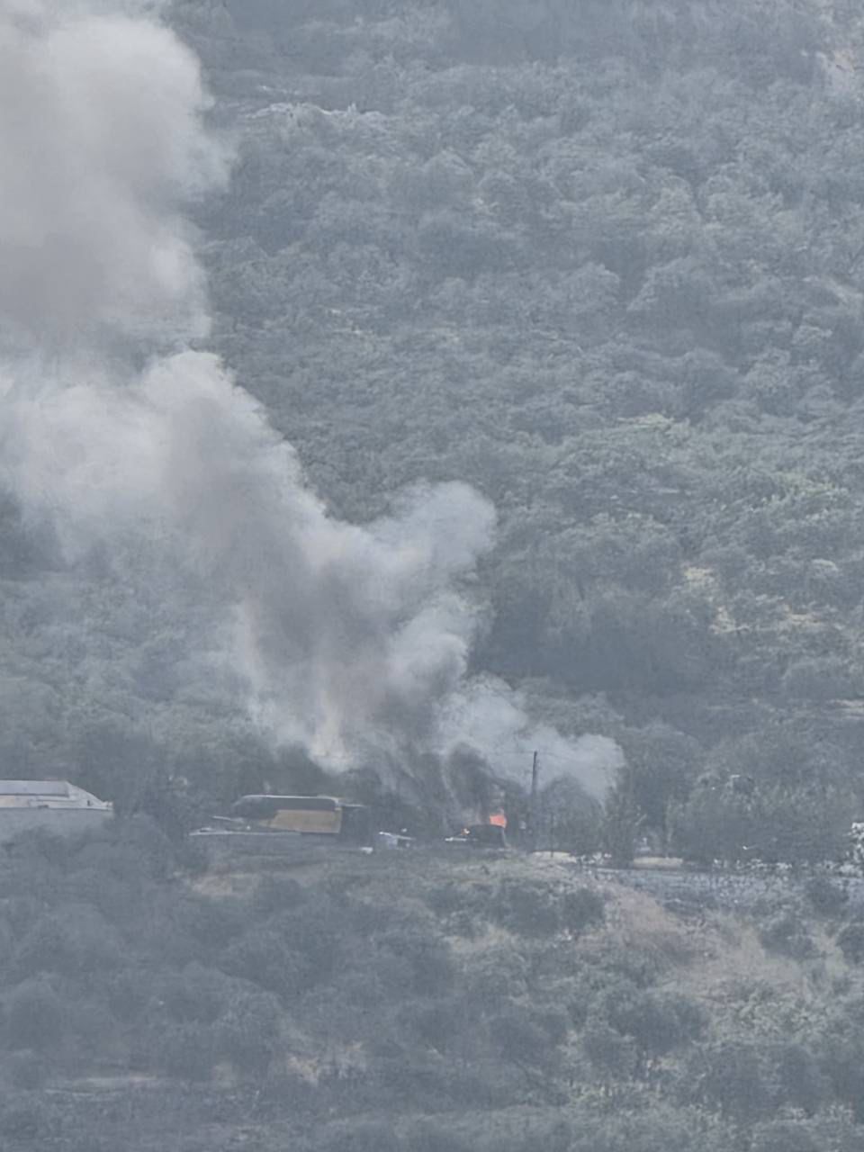 استهداف سيارة في قعقعية الجسر