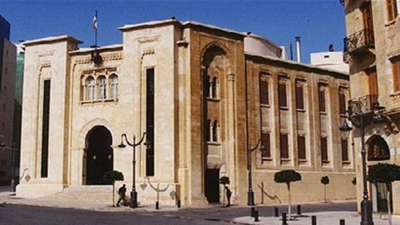 هذا ما درسته لجنة الادارة والعدل