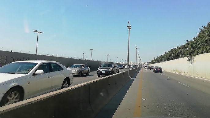 أعمال إنارة على طريق المطار اعتبارًا من الغد