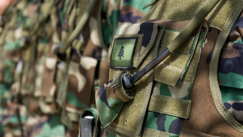 ماذا كشف وزير الدفاع عن مساعدات العسكريين؟