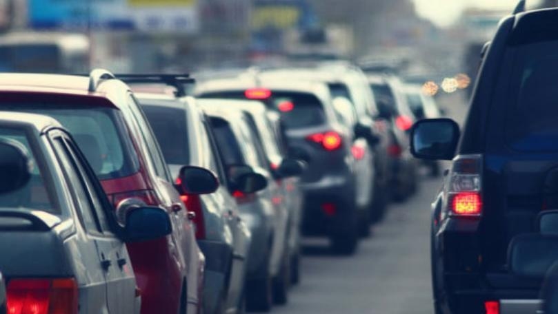 التحكم المروري: حركة المرور كثيفة من مستديرة رزق الله - سن الفيل باتجاه تقاطع الشفروليه