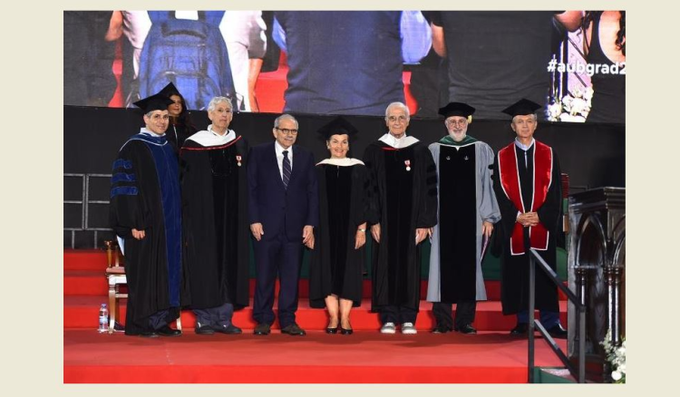 سلام يمنح باسم رئيس الجمهورية وسام الاستحقاق اللبناني لمكرّمَين من الجامعة الاميركية