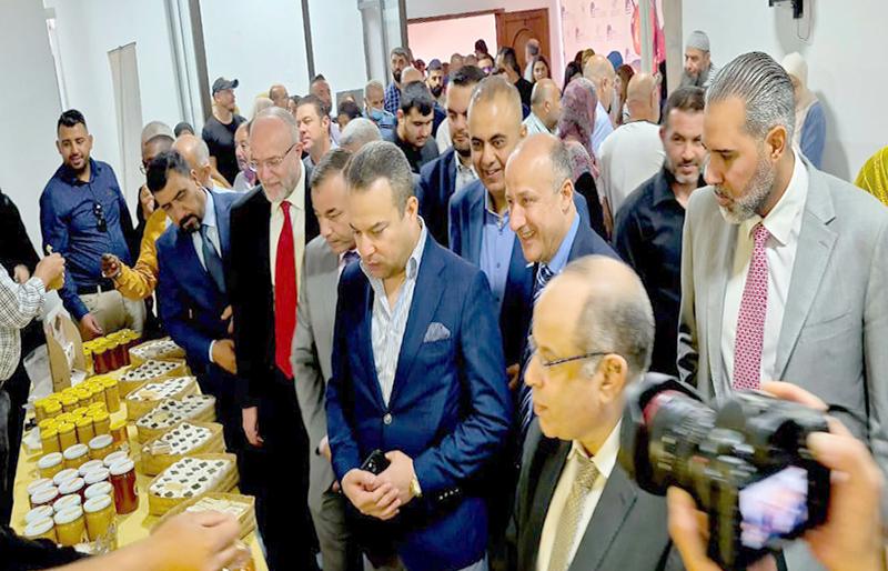 اتحاد النحالين العرب وثانوية السفير افتتحا مؤتمر اليوم العالمي للنحل برعاية الجامعة العربية المفتوحة