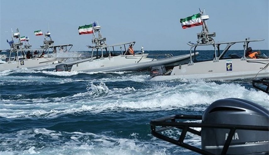 الجيش الإيراني يبدأ سلسلة مناورات عسكرية مفاجئة