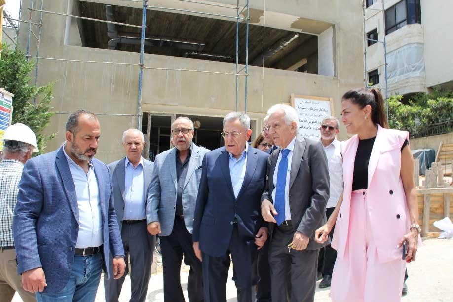 السنيورة تفقد المشروع المشترك بين 