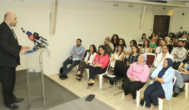 ناصر الدين: ملتزمون بصحة أطفالنا وتطوير قدرات المستشفيات الحكومية