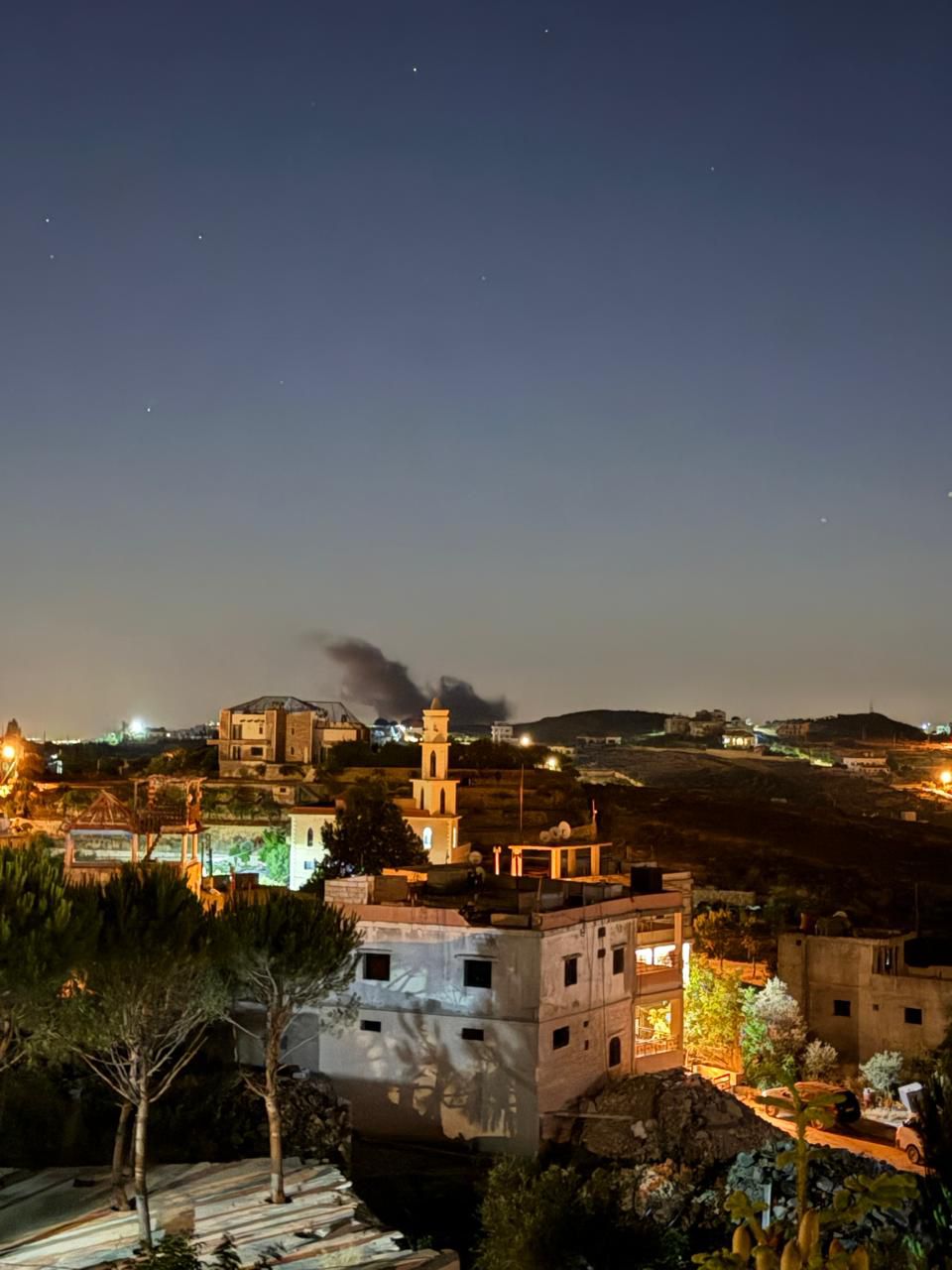 غارتان حربيتان على تلال الجبور في جبل الريحان شمال  النبطية