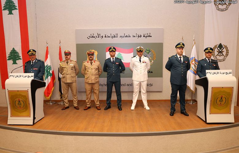 رئيس الأركان : نعمل لإعادة الاستقرار الى الجنوب بالتعاون مع اليونيفيل