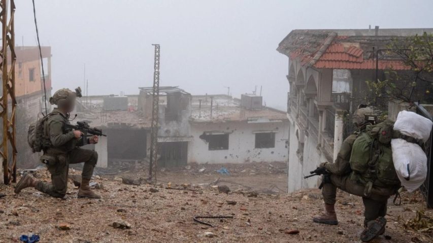 الجيش الاسرائيلي يهدد بتفجير 3 منازل في الخيام