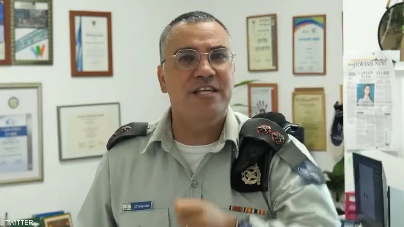 أدرعي لأسامة حمدان: خذ دروسا من ليلى عبد اللطيف فتوقعاتك كأفعالك دائمًا فاشلة