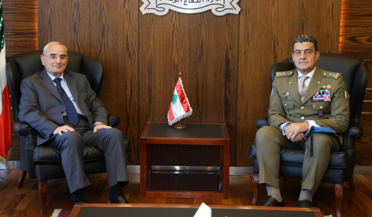 وزير الدفاع : ضرورة التمديد لولاية 
