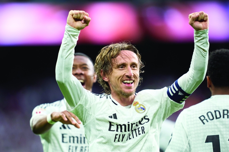 أليغري يعلن ضم مودريتش إلى ميلان الإيطالي