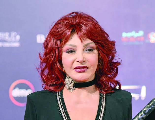 نبيلة عبيد تستغيث بوزير الثقافة المصري: 