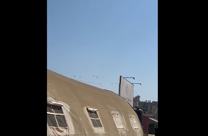 الإمارات والأردن يسقطان مساعدات من الطائرات على قطاع غزة