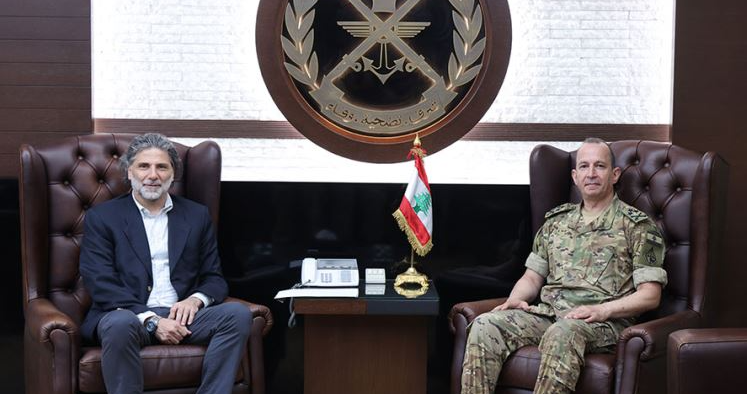 نشاط قائد الجيش