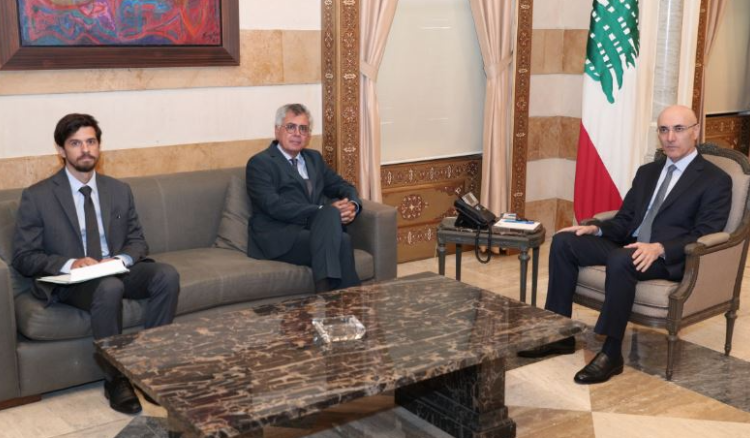 لقاءات وزير الداخلية