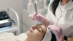 من دون ترخيص قانوني... إقفال مركز تجميل في الضاحية الجنوبية لبيروت