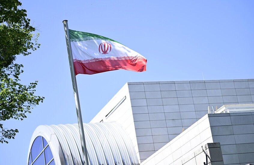 طهران : ندعم حق لبنان في الدفاع عن نفسه لكن ذلك غير ممكن دون تسلح