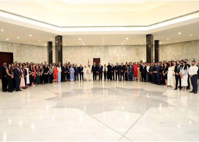 الرئيس عون : في محاربة الفساد لا خيمة فوق رأس أحد ونحن ماضون في تنفيذ قرار الذهاب نحو الدولة