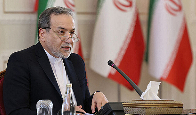 عراقجي سيناقش مع قوى أوروبية المحادثات النووية والعقوبات