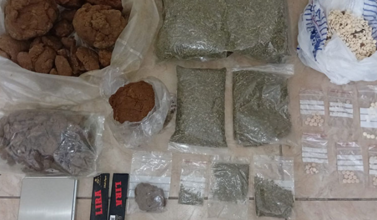 الجيش يوقّف أشخاصاً بتهم تأليف عصابة لترويج المخدرات وحيازة أسلحة وذخائر حربية