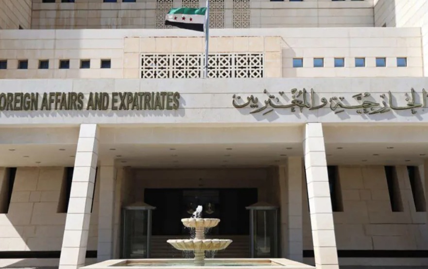 الخارجية السورية: لا قيود على دخول المساعدات منذ بدء الأزمة في الجنوب السوري