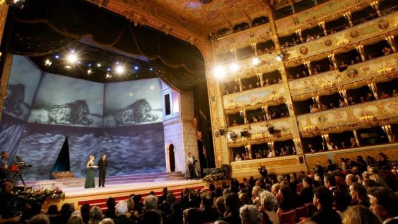 مهرجان فينيسيا السينمائي 2025: كل ما تحتاج معرفته عن الدورة الـ 82
