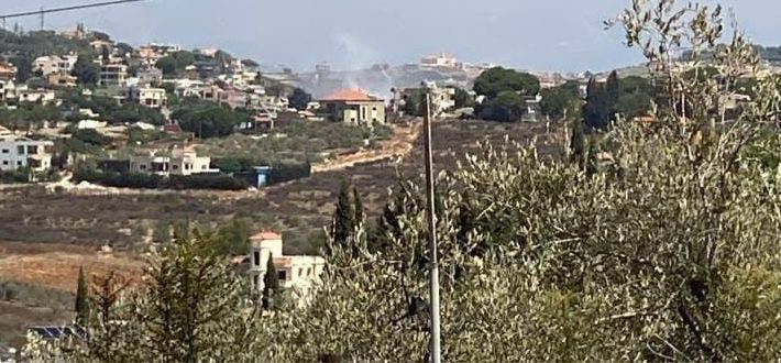 مسيرة تستهدف احد جرحى البيجر قرب محطة للمحروقات في محيط صير الغربية قرب النبطية