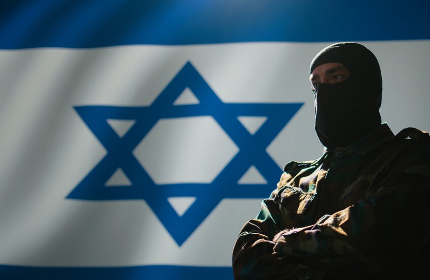 معظمهم في دول عربية.. تقرير يرصد كبار مسؤولي 