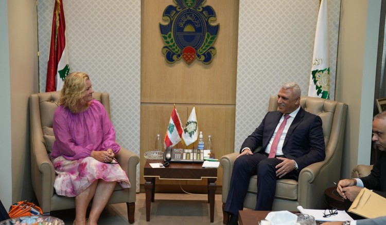 نائبة المفوض السامي لشؤون اللاجئين تزور لبنان وسوريا وتدعو إلى دعم إنهاء نزوح ملايين السوريين