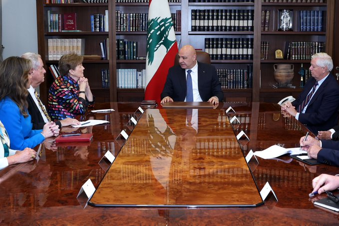 بعد زيارة الوفد الأميركي بعبدا...بيان من الرئاسة اللبنانية