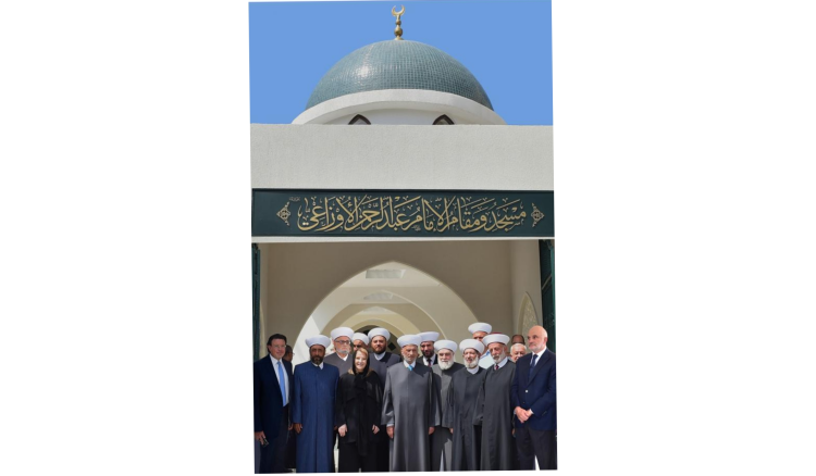 مفتي الجمهورية ونائب رئيس مؤسسة الوليد للانسانية يدشنان مسجد الامام الاوزاعي بعد إعادة ترميمه توسعته