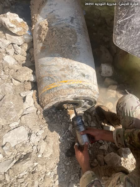 الجيش يفجر قنابل وقذائف من مخلفات العدوان الاسرائيلي