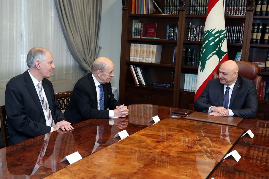 لودريان يقترح مؤتمر دعم الجيش اللبناني في السعودية
