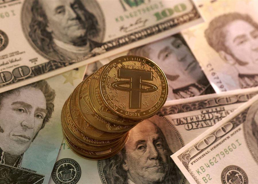 هل يتخلى العالم عن الدولار؟ المستثمرون يهرعون للتحوط ضد العملة الأميركية