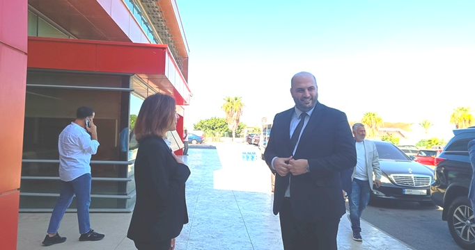 وزير الصحة يستهل جولته التفقدية بزيارة المستشفى التركي في صيدا