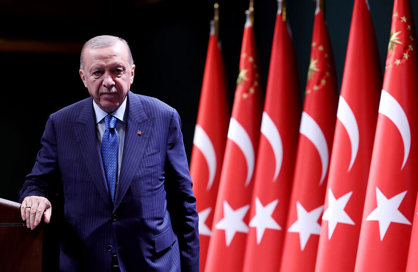 أردوغان يغرد عشية لقائه مع 