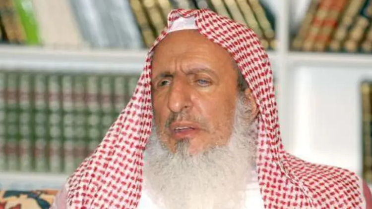 وفاة المفتي العام للسعودية الشيخ عبدالعزيز آل الشيخ