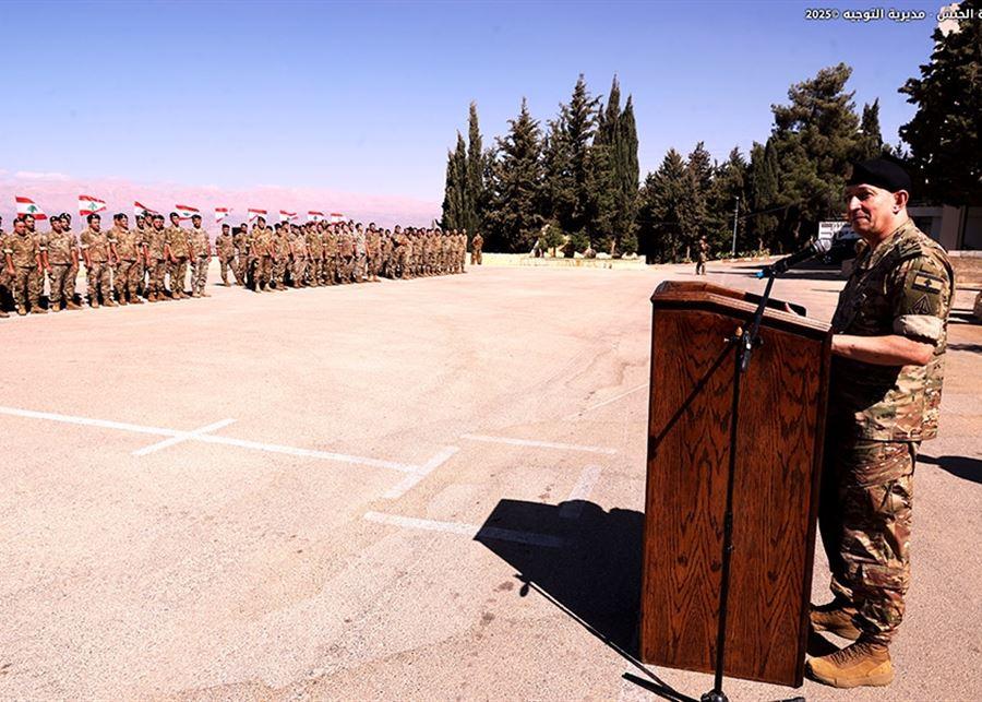 قائد الجيش: أمن الوطن أمانة في أعناقنا وقيادة الجيش ملتزمة بقدسية مهمتها