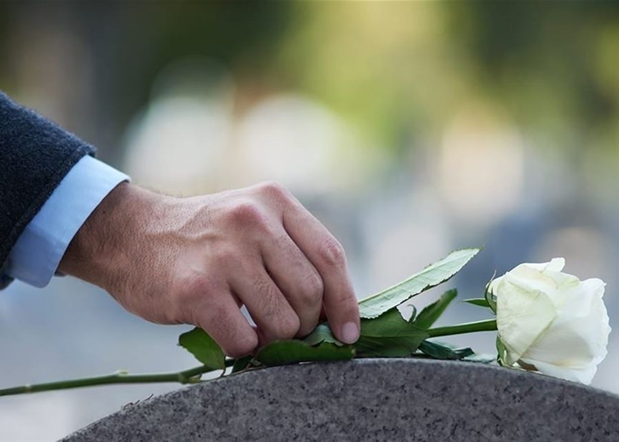 وفاة فنان لبنانيّ شاب بشكلٍ مفاجئ