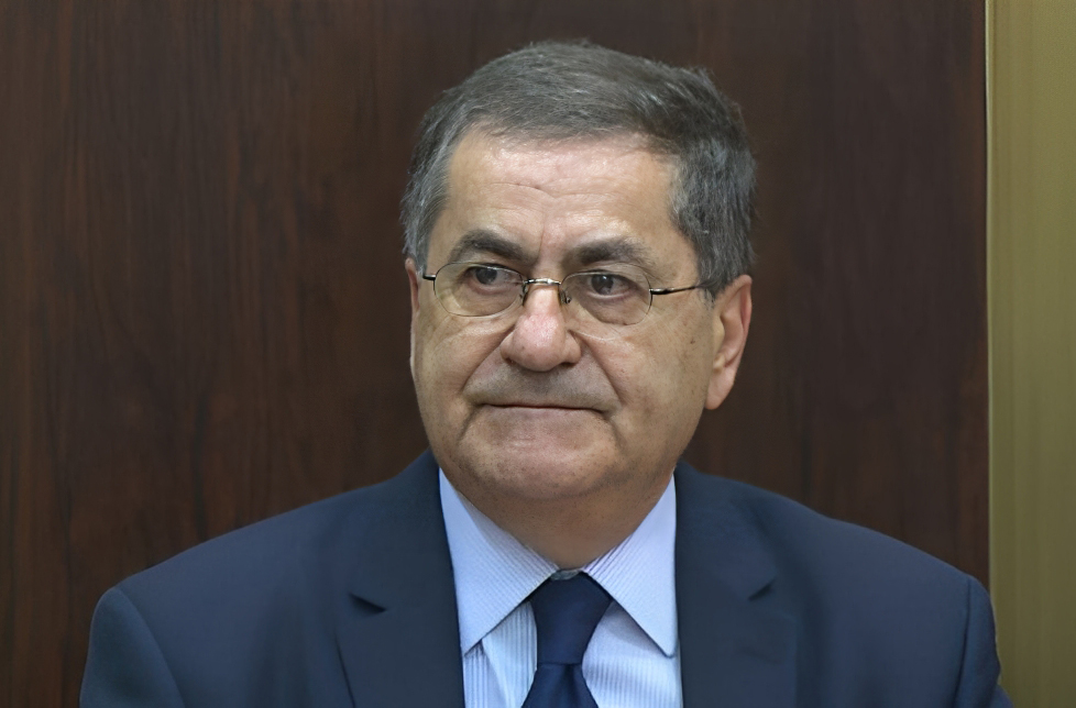 ميشال موسى يبارك لـ